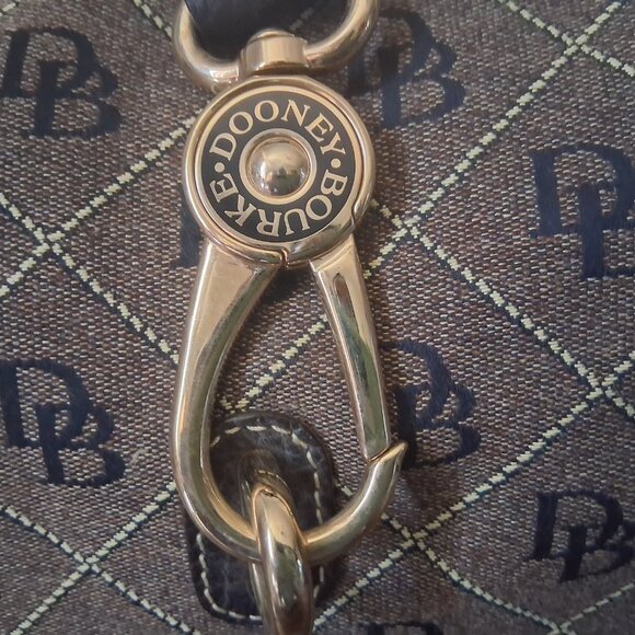 DOONEY & BOURKE SHOULDER BAG - Picture 2 of 7